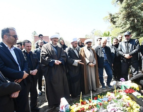 دیدار رئیس دانشگاه ارومیه با خانواده شهید شایان قاسم پور