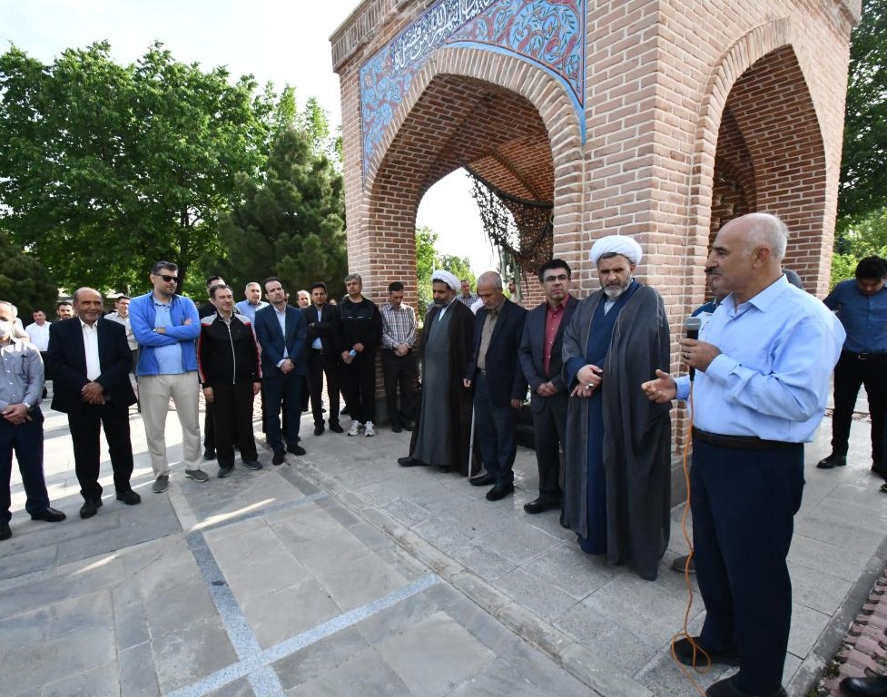 همایش بزرگ پیاده روی همکاران و غبار روبی مزار شهدای گمنام دانشگاه ارومیه بمناسبت سالروز آزاد سازی خرمشهر