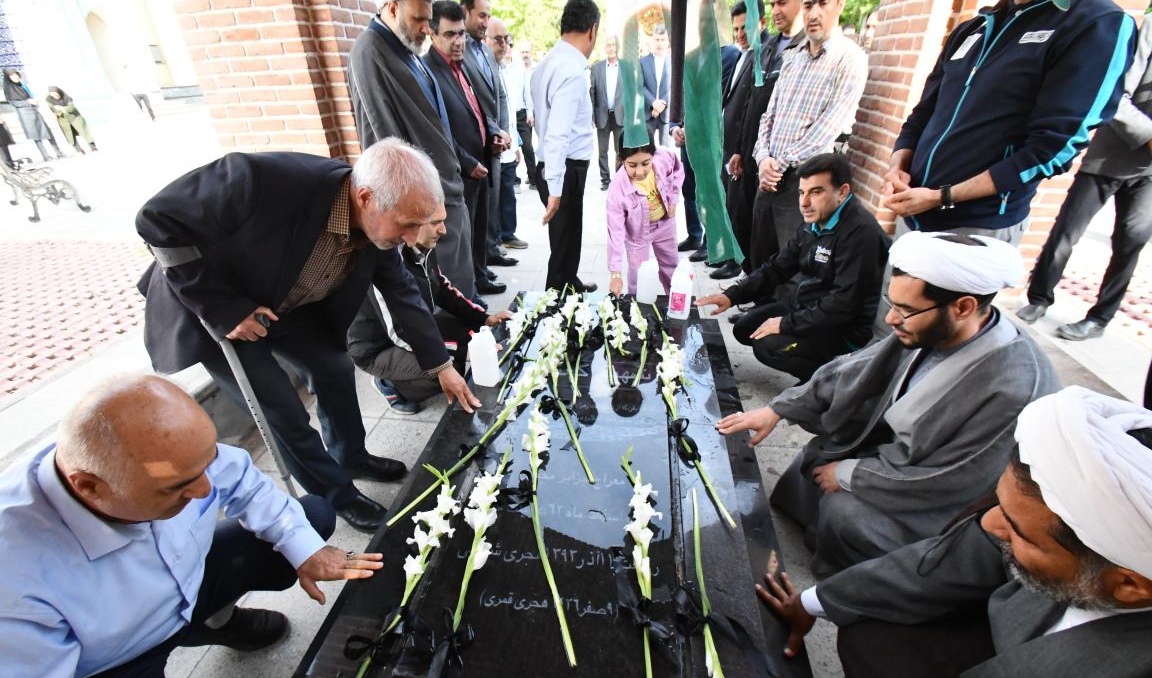 همایش بزرگ پیاده روی همکاران و غبار روبی مزار شهدای گمنام دانشگاه ارومیه بمناسبت سالروز آزاد سازی خرمشهر